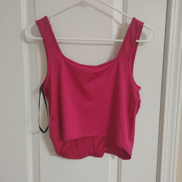 Crop top - Picture 3 of 3